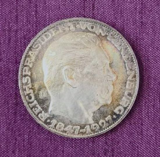 Stříbrná pamětní mince s portrétem Paula von Hindenburga