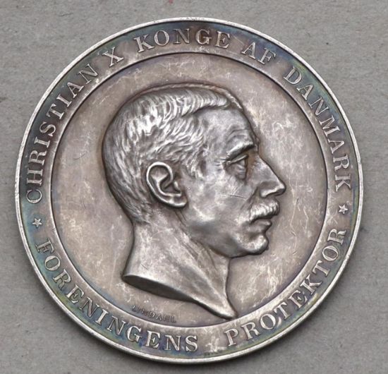Stříbrná medaile na počest dánského krále Kristiána X., rok 1875